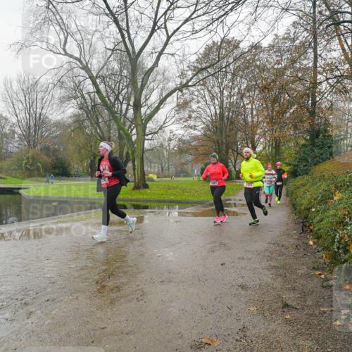 07.12.2025 - St. Pauli X-Mass-Run No. 15 Michael Burmester http://msf.ph/oto/9428189 07.12.2025 11:41:26 Laufen 2987, 2991 meine-sportfotos.de