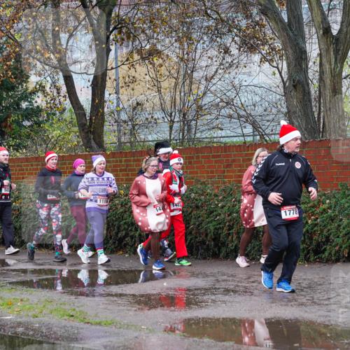07.12.2025 - St. Pauli X-Mass-Run No. 15 Michael Burmester http://msf.ph/oto/9428191 07.12.2025 10:46:05 Laufen 2773, 1186, 14, 1423, 1778, 2040 meine-sportfotos.de