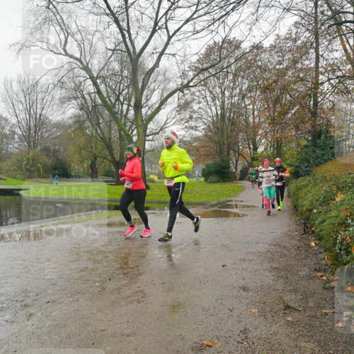 07.12.2025 - St. Pauli X-Mass-Run No. 15 Michael Burmester http://msf.ph/oto/9428192 07.12.2025 11:41:27 Laufen 2991, 715 meine-sportfotos.de