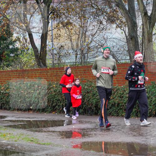 07.12.2025 - St. Pauli X-Mass-Run No. 15 Michael Burmester http://msf.ph/oto/9428199 07.12.2025 10:46:08 Laufen 1, 114, 2773, 585 meine-sportfotos.de