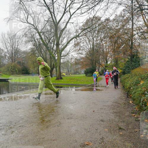 07.12.2025 - St. Pauli X-Mass-Run No. 15 Michael Burmester http://msf.ph/oto/9428211 07.12.2025 11:41:44 Laufen  meine-sportfotos.de