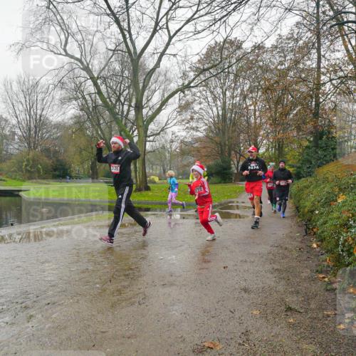 07.12.2025 - St. Pauli X-Mass-Run No. 15 Michael Burmester http://msf.ph/oto/9428214 07.12.2025 11:41:47 Laufen 3125 meine-sportfotos.de