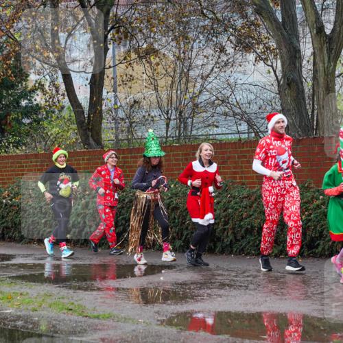 07.12.2025 - St. Pauli X-Mass-Run No. 15 Michael Burmester http://msf.ph/oto/9428215 07.12.2025 10:46:38 Laufen 948, 77 meine-sportfotos.de