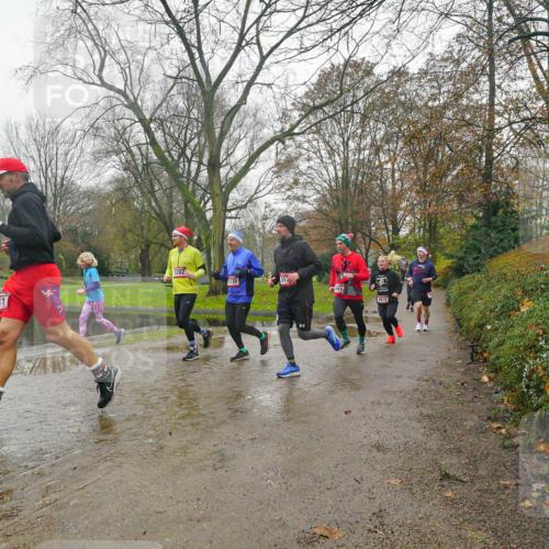 07.12.2025 - St. Pauli X-Mass-Run No. 15 Michael Burmester http://msf.ph/oto/9428219 07.12.2025 11:41:49 Laufen 313, 61, 3813 meine-sportfotos.de