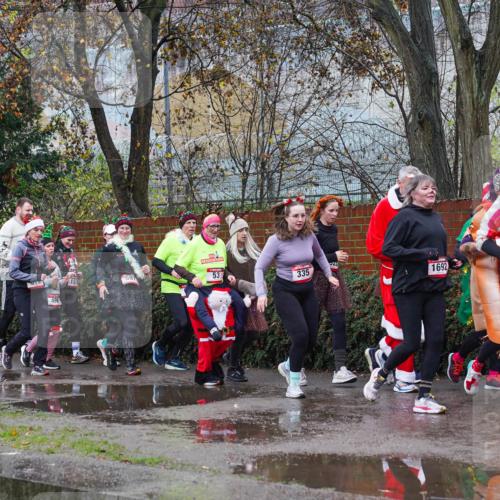 07.12.2025 - St. Pauli X-Mass-Run No. 15 Michael Burmester http://msf.ph/oto/9428240 07.12.2025 10:46:54 Laufen 4813, 4801, 496, 53, 335, 1692, 330 meine-sportfotos.de