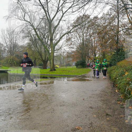 07.12.2025 - St. Pauli X-Mass-Run No. 15 Michael Burmester http://msf.ph/oto/9428241 07.12.2025 11:42:08 Laufen 3837 meine-sportfotos.de