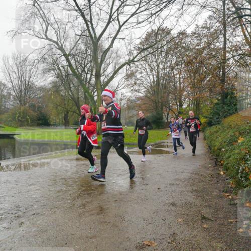 07.12.2025 - St. Pauli X-Mass-Run No. 15 Michael Burmester http://msf.ph/oto/9428249 07.12.2025 11:42:13 Laufen 284, 3587 meine-sportfotos.de