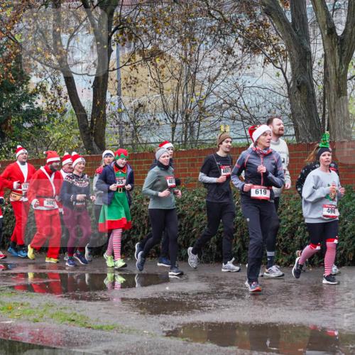 07.12.2025 - St. Pauli X-Mass-Run No. 15 Michael Burmester http://msf.ph/oto/9428250 07.12.2025 10:46:57 Laufen 187, 755, 481, 266, 4801, 619, 496, 59 meine-sportfotos.de