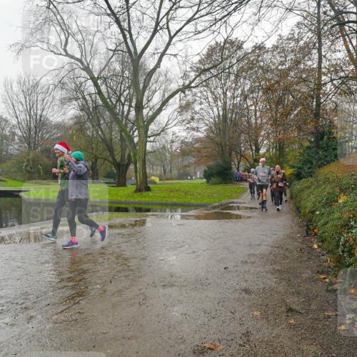 07.12.2025 - St. Pauli X-Mass-Run No. 15 Michael Burmester http://msf.ph/oto/9428260 07.12.2025 11:42:20 Laufen  meine-sportfotos.de