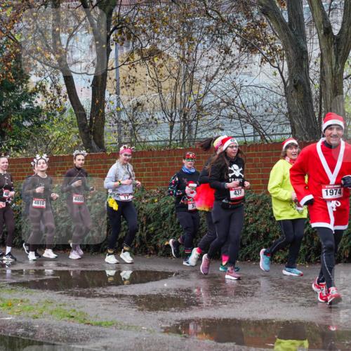 07.12.2025 - St. Pauli X-Mass-Run No. 15 Michael Burmester http://msf.ph/oto/9428265 07.12.2025 10:47:02 Laufen 4805, 4810, 0, 437, 1974 meine-sportfotos.de