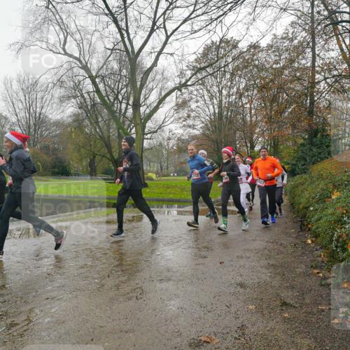 07.12.2025 - St. Pauli X-Mass-Run No. 15 Michael Burmester http://msf.ph/oto/9428266 07.12.2025 11:42:25 Laufen 4152 meine-sportfotos.de