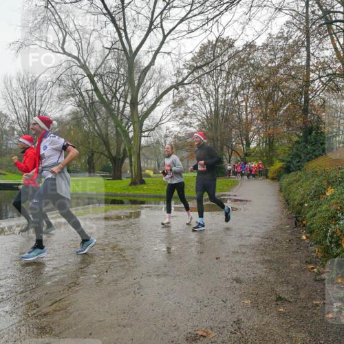 07.12.2025 - St. Pauli X-Mass-Run No. 15 Michael Burmester http://msf.ph/oto/9428276 07.12.2025 11:42:28 Laufen 370 meine-sportfotos.de