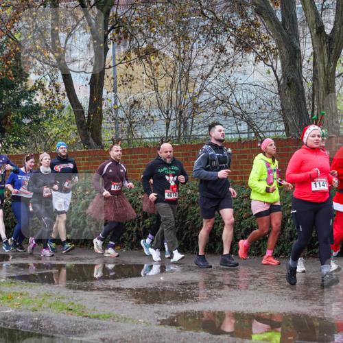 07.12.2025 - St. Pauli X-Mass-Run No. 15 Michael Burmester http://msf.ph/oto/9428278 07.12.2025 10:47:07 Laufen 82, 100, 1739, 1141, 4010 meine-sportfotos.de