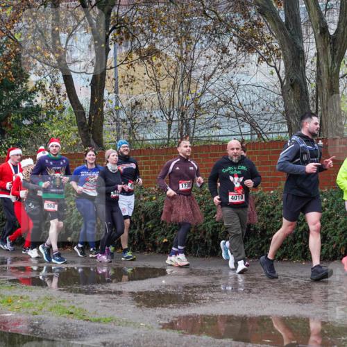 07.12.2025 - St. Pauli X-Mass-Run No. 15 Michael Burmester http://msf.ph/oto/9428281 07.12.2025 10:47:08 Laufen 1064, 100, 1739, 4010, 1141 meine-sportfotos.de