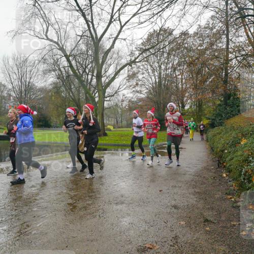 07.12.2025 - St. Pauli X-Mass-Run No. 15 Michael Burmester http://msf.ph/oto/9428295 07.12.2025 11:42:42 Laufen 3807 meine-sportfotos.de