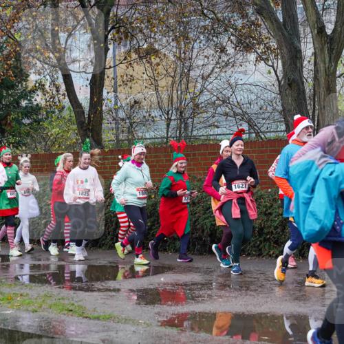07.12.2025 - St. Pauli X-Mass-Run No. 15 Michael Burmester http://msf.ph/oto/9428304 07.12.2025 10:47:17 Laufen 180, 1711, 1821, 681, 696, 1825, 18000936, 12, 1627, 10 meine-sportfotos.de