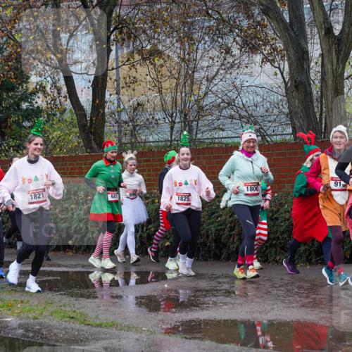 07.12.2025 - St. Pauli X-Mass-Run No. 15 Michael Burmester http://msf.ph/oto/9428307 07.12.2025 10:47:18 Laufen 1767, 1802, 1821, 681, 696, 1800, 91, 1825, 1627 meine-sportfotos.de