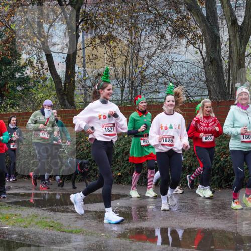 07.12.2025 - St. Pauli X-Mass-Run No. 15 Michael Burmester http://msf.ph/oto/9428310 07.12.2025 10:47:19 Laufen 180, 1802, 176, 416, 1714, 1821, 681, 1825, 863, 1800 meine-sportfotos.de