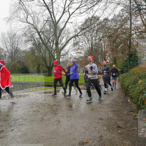 07.12.2025 - St. Pauli X-Mass-Run No. 15 Michael Burmester http://msf.ph/oto/9428318 07.12.2025 11:42:53 Laufen 2747 meine-sportfotos.de