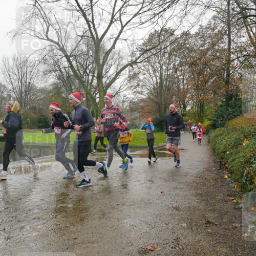 07.12.2025 - St. Pauli X-Mass-Run No. 15 Michael Burmester http://msf.ph/oto/9428323 07.12.2025 11:42:55 Laufen 4743, 4221, 224 meine-sportfotos.de