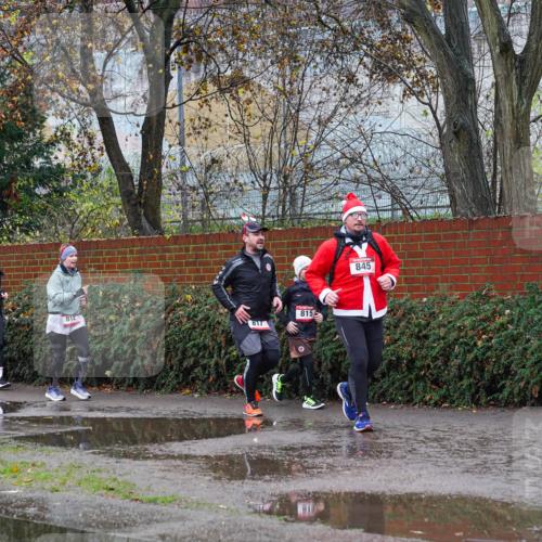 07.12.2025 - St. Pauli X-Mass-Run No. 15 Michael Burmester http://msf.ph/oto/9428326 07.12.2025 10:47:32 Laufen 832, 815, 845, 1135 meine-sportfotos.de