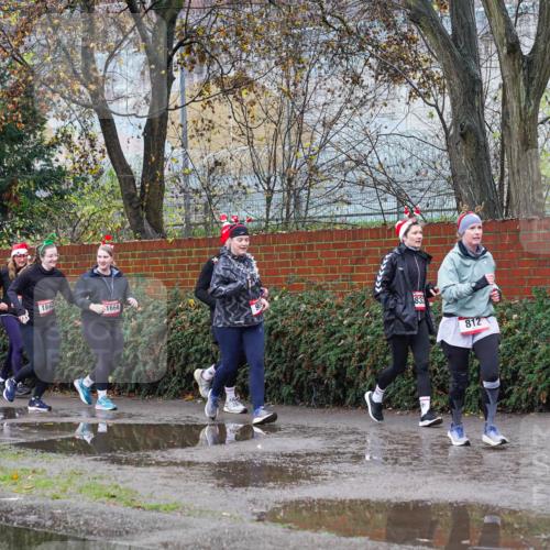 07.12.2025 - St. Pauli X-Mass-Run No. 15 Michael Burmester http://msf.ph/oto/9428331 07.12.2025 10:47:35 Laufen 812 meine-sportfotos.de