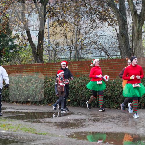 07.12.2025 - St. Pauli X-Mass-Run No. 15 Michael Burmester http://msf.ph/oto/9428346 07.12.2025 10:47:42 Laufen 1645, 1647, 164, 683, 093, 0, 684 meine-sportfotos.de