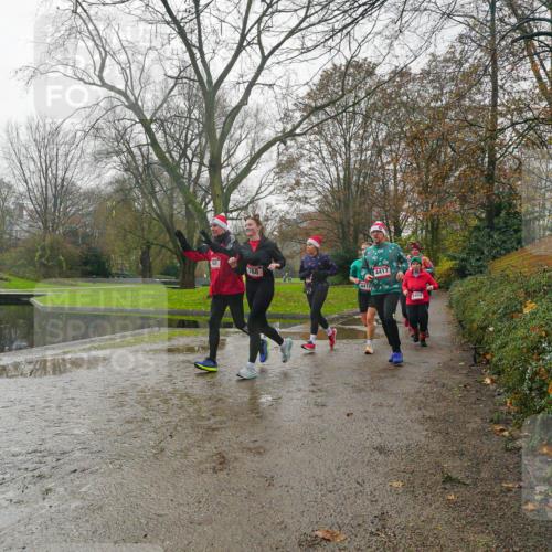 07.12.2025 - St. Pauli X-Mass-Run No. 15 Michael Burmester http://msf.ph/oto/9428359 07.12.2025 11:43:24 Laufen 160, 768, 441, 4417, 2404 meine-sportfotos.de