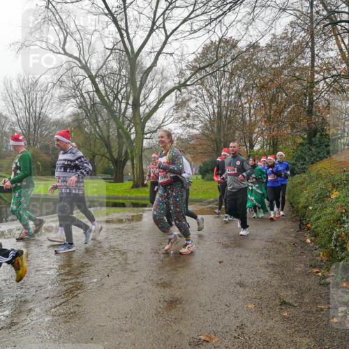 07.12.2025 - St. Pauli X-Mass-Run No. 15 Michael Burmester http://msf.ph/oto/9428385 07.12.2025 11:43:37 Laufen 996, 4386 meine-sportfotos.de