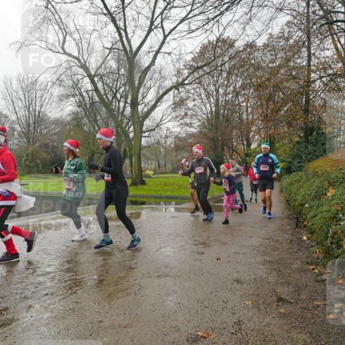 07.12.2025 - St. Pauli X-Mass-Run No. 15 Michael Burmester http://msf.ph/oto/9428399 07.12.2025 11:43:41 Laufen 4281, 46, 5007 meine-sportfotos.de