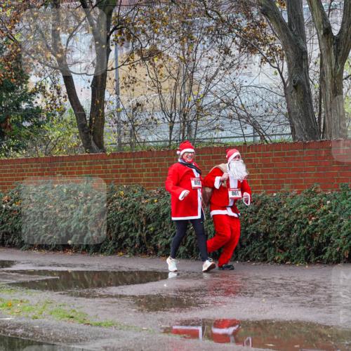 07.12.2025 - St. Pauli X-Mass-Run No. 15 Michael Burmester http://msf.ph/oto/9428400 07.12.2025 10:56:42 Laufen 859, 861 meine-sportfotos.de