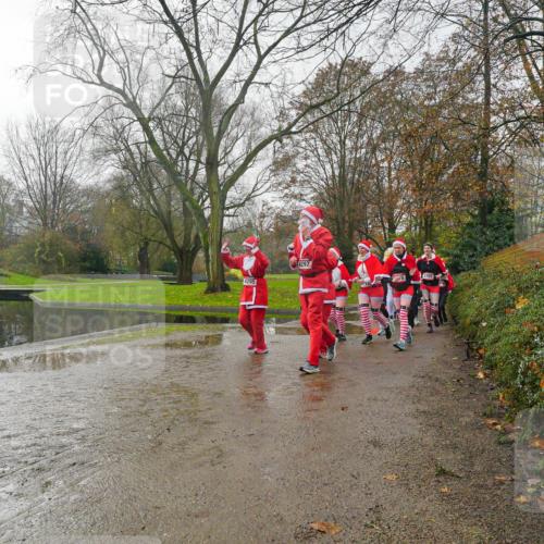 07.12.2025 - St. Pauli X-Mass-Run No. 15 Michael Burmester http://msf.ph/oto/9428427 07.12.2025 11:44:07 Laufen 4295, 4297, 3709 meine-sportfotos.de
