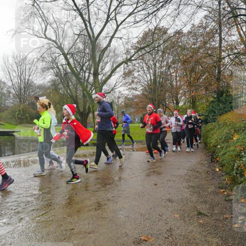 07.12.2025 - St. Pauli X-Mass-Run No. 15 Michael Burmester http://msf.ph/oto/9428440 07.12.2025 11:44:10 Laufen 276 meine-sportfotos.de
