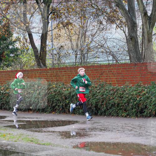 07.12.2025 - St. Pauli X-Mass-Run No. 15 Michael Burmester http://msf.ph/oto/9428446 07.12.2025 11:00:32 Laufen 1348, 1350 meine-sportfotos.de