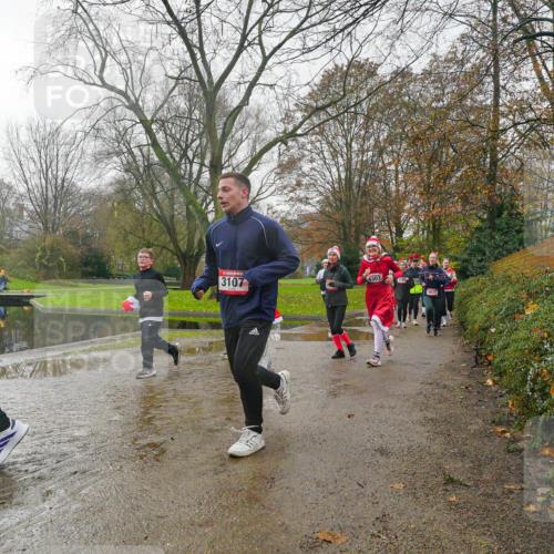 07.12.2025 - St. Pauli X-Mass-Run No. 15 Michael Burmester http://msf.ph/oto/9428460 07.12.2025 11:44:17 Laufen 3107, 4307, 4033 meine-sportfotos.de