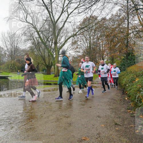 07.12.2025 - St. Pauli X-Mass-Run No. 15 Michael Burmester http://msf.ph/oto/9428497 07.12.2025 11:44:30 Laufen 3595, 4731, 4719, 4729 meine-sportfotos.de