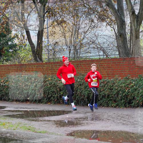 07.12.2025 - St. Pauli X-Mass-Run No. 15 Michael Burmester http://msf.ph/oto/9428508 07.12.2025 11:02:02 Laufen 31, 3194 meine-sportfotos.de