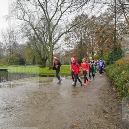 07.12.2025 - St. Pauli X-Mass-Run No. 15 Michael Burmester http://msf.ph/oto/9428519 07.12.2025 11:44:39 Laufen 37, 1494, 33 meine-sportfotos.de