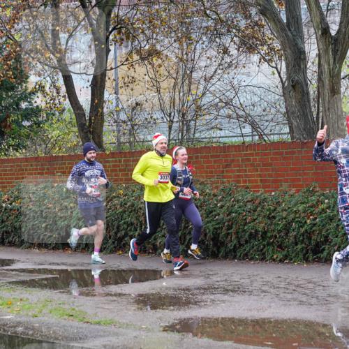 07.12.2025 - St. Pauli X-Mass-Run No. 15 Michael Burmester http://msf.ph/oto/9428523 07.12.2025 11:02:24 Laufen 291, 3037, 4021, 1902 meine-sportfotos.de