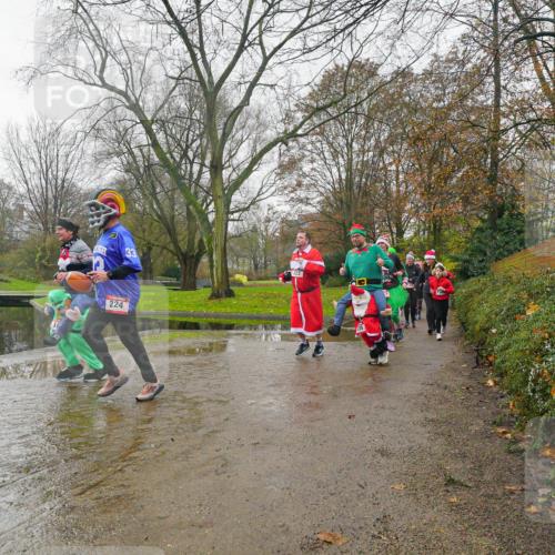 07.12.2025 - St. Pauli X-Mass-Run No. 15 Michael Burmester http://msf.ph/oto/9428531 07.12.2025 11:44:42 Laufen 224, 33 meine-sportfotos.de