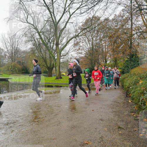 07.12.2025 - St. Pauli X-Mass-Run No. 15 Michael Burmester http://msf.ph/oto/9428545 07.12.2025 11:44:46 Laufen 446, 4403 meine-sportfotos.de