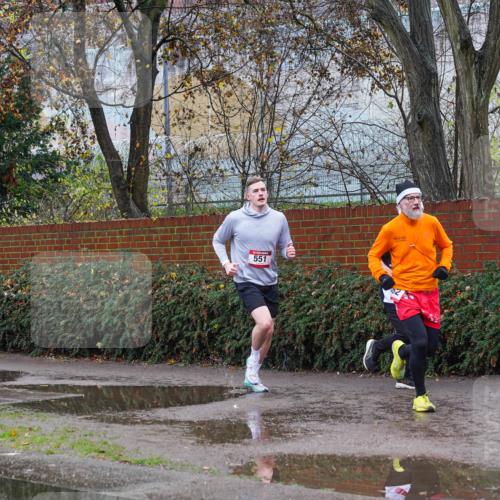 07.12.2025 - St. Pauli X-Mass-Run No. 15 Michael Burmester http://msf.ph/oto/9428547 07.12.2025 11:02:47 Laufen 551, 2064, 765 meine-sportfotos.de