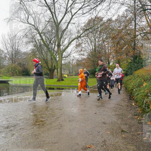 07.12.2025 - St. Pauli X-Mass-Run No. 15 Michael Burmester http://msf.ph/oto/9428576 07.12.2025 11:44:57 Laufen 2393, 478 meine-sportfotos.de