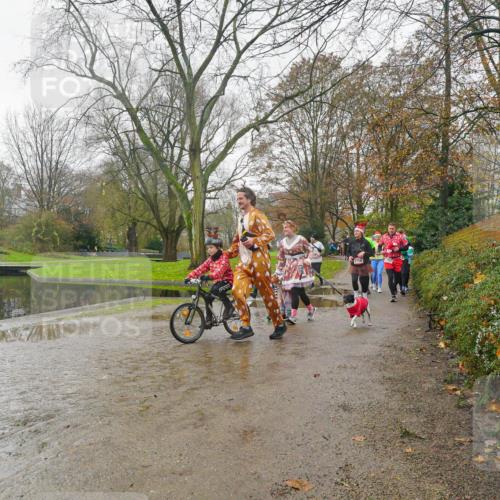 07.12.2025 - St. Pauli X-Mass-Run No. 15 Michael Burmester http://msf.ph/oto/9428593 07.12.2025 11:45:02 Laufen 3758 meine-sportfotos.de