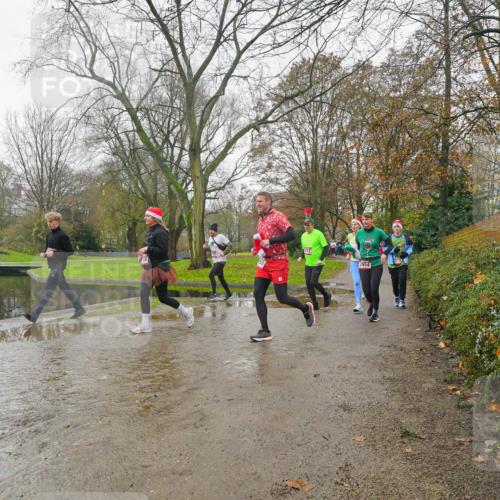 07.12.2025 - St. Pauli X-Mass-Run No. 15 Michael Burmester http://msf.ph/oto/9428601 07.12.2025 11:45:05 Laufen  meine-sportfotos.de
