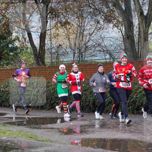 07.12.2025 - St. Pauli X-Mass-Run No. 15 Michael Burmester http://msf.ph/oto/9428605 07.12.2025 11:03:38 Laufen 2379, 3475, 1320, 2024, 2026 meine-sportfotos.de