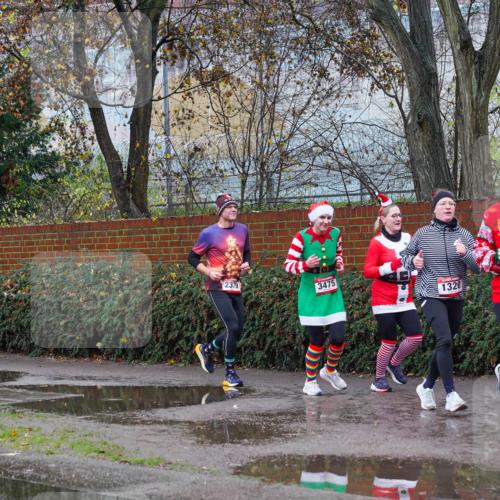 07.12.2025 - St. Pauli X-Mass-Run No. 15 Michael Burmester http://msf.ph/oto/9428606 07.12.2025 11:03:39 Laufen 1773, 12379, 3475, 1320, 2024 meine-sportfotos.de