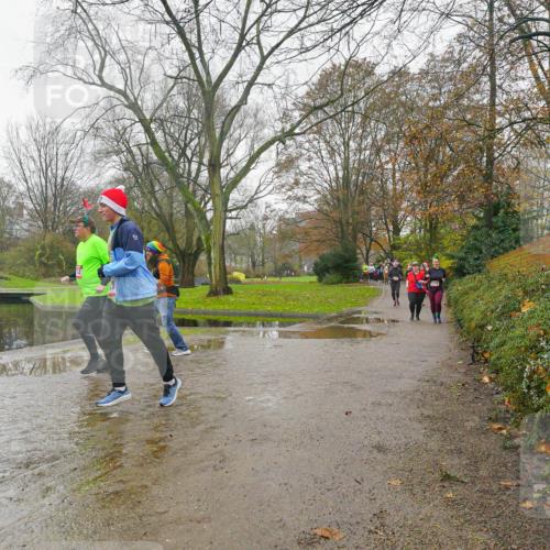 07.12.2025 - St. Pauli X-Mass-Run No. 15 Michael Burmester http://msf.ph/oto/9428610 07.12.2025 11:45:07 Laufen  meine-sportfotos.de