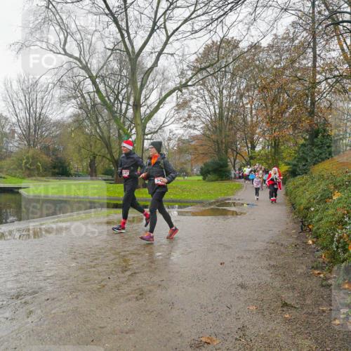 07.12.2025 - St. Pauli X-Mass-Run No. 15 Michael Burmester http://msf.ph/oto/9428623 07.12.2025 11:45:13 Laufen 141, 34 meine-sportfotos.de