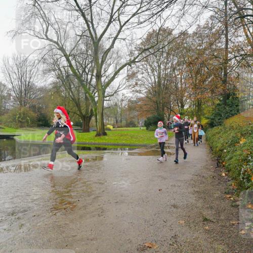 07.12.2025 - St. Pauli X-Mass-Run No. 15 Michael Burmester http://msf.ph/oto/9428628 07.12.2025 11:45:18 Laufen 4262 meine-sportfotos.de